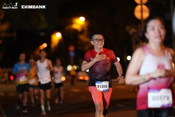 HO CHI MINH CITY NIGHT RUN EXIMBANK 2024 - Ảnh #2159687