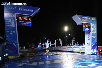 HO CHI MINH CITY NIGHT RUN EXIMBANK 2024 - Ảnh #2065639