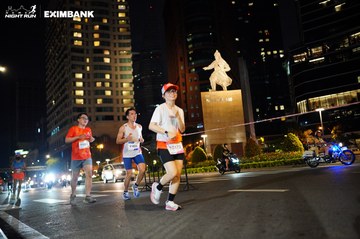 HO CHI MINH CITY NIGHT RUN EXIMBANK 2024 - Ảnh #1989608
