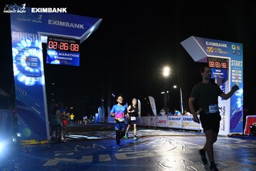 HO CHI MINH CITY NIGHT RUN EXIMBANK 2024 - Ảnh #2061476