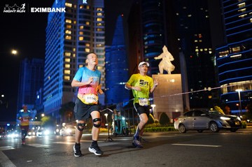 HO CHI MINH CITY NIGHT RUN EXIMBANK 2024 - Ảnh #1990357