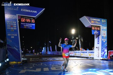 HO CHI MINH CITY NIGHT RUN EXIMBANK 2024 - Ảnh #2064157