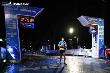 HO CHI MINH CITY NIGHT RUN EXIMBANK 2024 - Ảnh #2065007