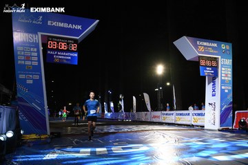 HO CHI MINH CITY NIGHT RUN EXIMBANK 2024 - Ảnh #2065056