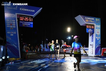 HO CHI MINH CITY NIGHT RUN EXIMBANK 2024 - Ảnh #2061090