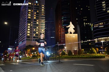 HO CHI MINH CITY NIGHT RUN EXIMBANK 2024 - Ảnh #1990081