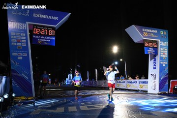 HO CHI MINH CITY NIGHT RUN EXIMBANK 2024 - Ảnh #2062924