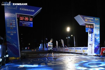 HO CHI MINH CITY NIGHT RUN EXIMBANK 2024 - Ảnh #2060463