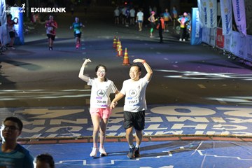 HO CHI MINH CITY NIGHT RUN EXIMBANK 2024 - Ảnh #2029140