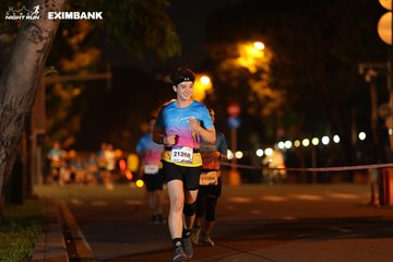 HO CHI MINH CITY NIGHT RUN EXIMBANK 2024 - Ảnh #2160352