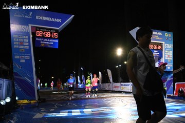 HO CHI MINH CITY NIGHT RUN EXIMBANK 2024 - Ảnh #2060224