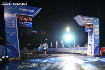 HO CHI MINH CITY NIGHT RUN EXIMBANK 2024 - Ảnh #2065552