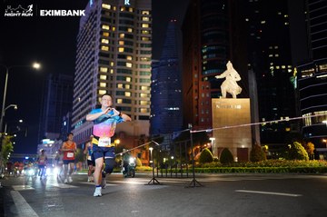 HO CHI MINH CITY NIGHT RUN EXIMBANK 2024 - Ảnh #1989701