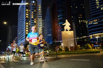 HO CHI MINH CITY NIGHT RUN EXIMBANK 2024 - Ảnh #1989970