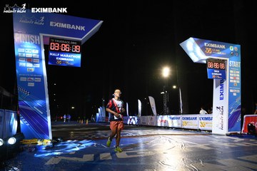 HO CHI MINH CITY NIGHT RUN EXIMBANK 2024 - Ảnh #2064175