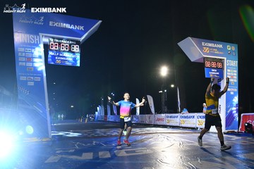 HO CHI MINH CITY NIGHT RUN EXIMBANK 2024 - Ảnh #2059194