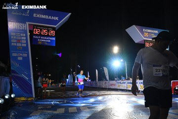 HO CHI MINH CITY NIGHT RUN EXIMBANK 2024 - Ảnh #2060528