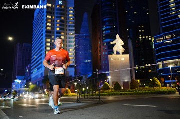 HO CHI MINH CITY NIGHT RUN EXIMBANK 2024 - Ảnh #1990365