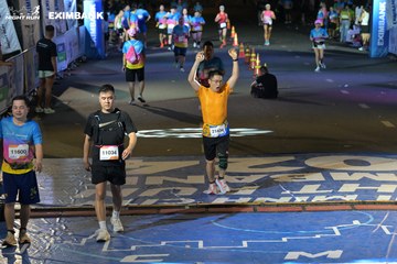 HO CHI MINH CITY NIGHT RUN EXIMBANK 2024 - Ảnh #2029460