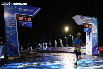 HO CHI MINH CITY NIGHT RUN EXIMBANK 2024 - Ảnh #2065112
