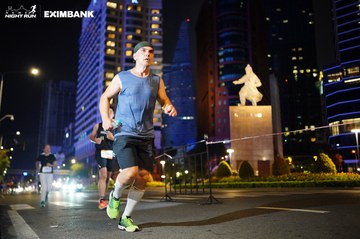 HO CHI MINH CITY NIGHT RUN EXIMBANK 2024 - Ảnh #1989931
