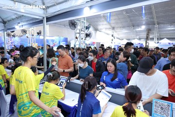 HO CHI MINH CITY NIGHT RUN EXIMBANK 2024 - Ảnh #1964341
