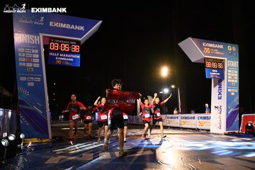 HO CHI MINH CITY NIGHT RUN EXIMBANK 2024 - Ảnh #2064501