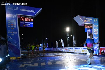 HO CHI MINH CITY NIGHT RUN EXIMBANK 2024 - Ảnh #2060629