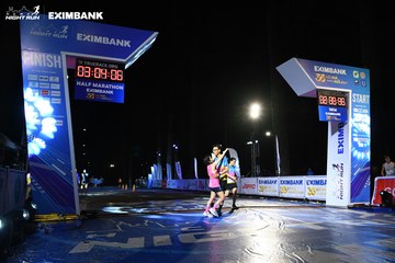 HO CHI MINH CITY NIGHT RUN EXIMBANK 2024 - Ảnh #2063341