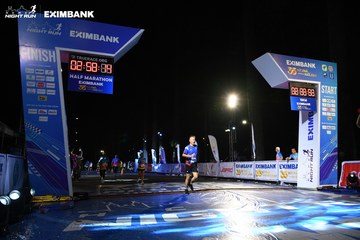 HO CHI MINH CITY NIGHT RUN EXIMBANK 2024 - Ảnh #2059984