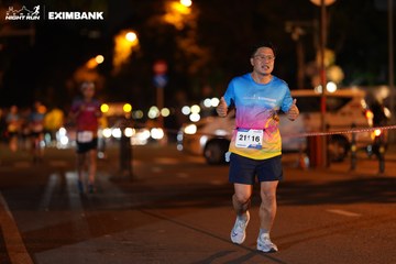 HO CHI MINH CITY NIGHT RUN EXIMBANK 2024 - Ảnh #2159879