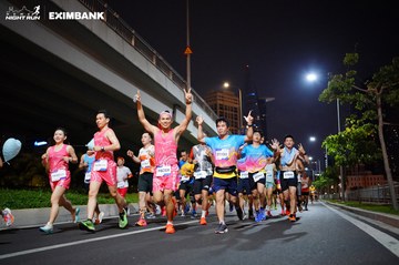 HO CHI MINH CITY NIGHT RUN EXIMBANK 2024 - Ảnh #1988957