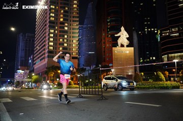 HO CHI MINH CITY NIGHT RUN EXIMBANK 2024 - Ảnh #1989418