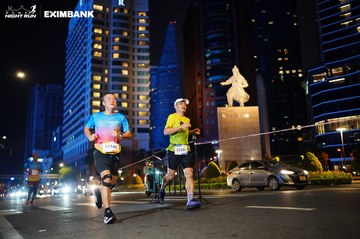 HO CHI MINH CITY NIGHT RUN EXIMBANK 2024 - Ảnh #1990381