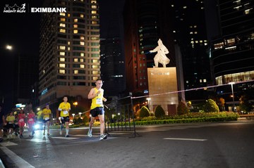 HO CHI MINH CITY NIGHT RUN EXIMBANK 2024 - Ảnh #1991133