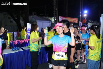 HO CHI MINH CITY NIGHT RUN EXIMBANK 2024 - Ảnh #2012503