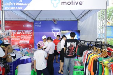 HO CHI MINH CITY NIGHT RUN EXIMBANK 2024 - Ảnh #1964679