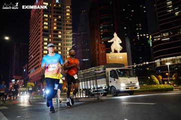 HO CHI MINH CITY NIGHT RUN EXIMBANK 2024 - Ảnh #1990186
