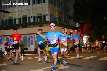 HO CHI MINH CITY NIGHT RUN EXIMBANK 2024 - Ảnh #2031420
