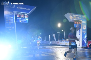 HO CHI MINH CITY NIGHT RUN EXIMBANK 2024 - Ảnh #2062327