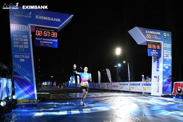 HO CHI MINH CITY NIGHT RUN EXIMBANK 2024 - Ảnh #2059334