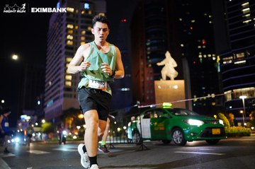 HO CHI MINH CITY NIGHT RUN EXIMBANK 2024 - Ảnh #1990047