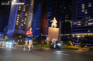 HO CHI MINH CITY NIGHT RUN EXIMBANK 2024 - Ảnh #1989274