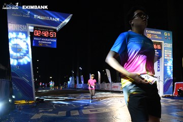 HO CHI MINH CITY NIGHT RUN EXIMBANK 2024 - Ảnh #2063160