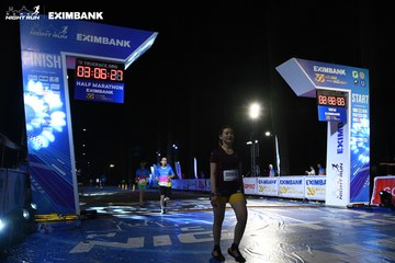 HO CHI MINH CITY NIGHT RUN EXIMBANK 2024 - Ảnh #2065436