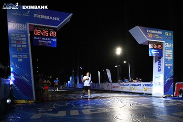 HO CHI MINH CITY NIGHT RUN EXIMBANK 2024 - Ảnh #2060401
