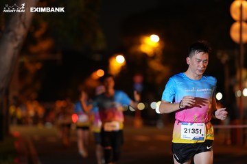 HO CHI MINH CITY NIGHT RUN EXIMBANK 2024 - Ảnh #2159798