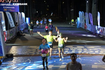 HO CHI MINH CITY NIGHT RUN EXIMBANK 2024 - Ảnh #2027581