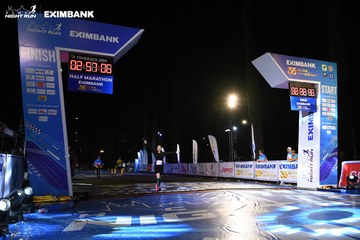 HO CHI MINH CITY NIGHT RUN EXIMBANK 2024 - Ảnh #2059077