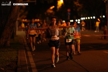 HO CHI MINH CITY NIGHT RUN EXIMBANK 2024 - Ảnh #2159064